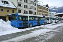 MB 405 N ex. Luzern und 405 N ex. BSU Nr. 63 in Airolo, 16.02.2015.