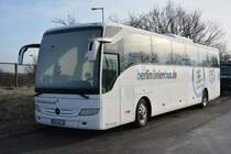 UEM-UR 32 (Mercedes Benz Tourismo) steht am 27.12.2014 auf dem Rastplatz an der A 115 (Avus).
