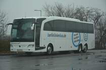 VG-RB 34 (Mercedes Benz Travego) steht am 31.12.2014 auf dem Rastplatz an der A 115 (Avus).
