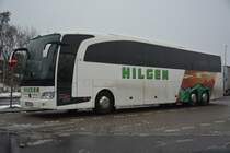 Dieser Mercedes Benz Travego mit dem Kennzeichen WST-HI 420 steht am 31.12.2014 auf dem Rastplatz der A 115.
