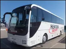 MAN Lion's Coach von Herter Reisen aus Deutschland im Stadthafen Sassnitz am 06.09.2013