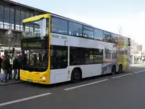 MAN Lions City DD Wg.3535 auf´m 200er am S+U Zoo, 28.2.15