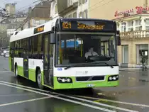 TransN - Volvo 7700 Nr.212  NE 89212 unterwegs auf der Linie 421 in der Stadt Neuchâtel am 14.02.2015