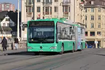 Mercedes Citaro 718 auf der Linie 38 überquert die Mittlere Rheinbrücke. Die Aufnahme stammt vom 12.02.2015.
