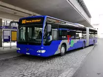 VZO - Mercedes Citaro Nr.121  ZH 463121 bei den Haltestellen beim Bahnhof Uster am 28.02.2015