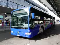 VZO - Mercedes Citaro Nr.122 ZH 771122 bei den Haltestellen beim Bahnhof Uster am 28.02.2015