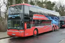 Dieser Van Hool T 925 (MST-BS 400) steht am 17.01.2015 am S-Bahnhof Olympiastadion.
