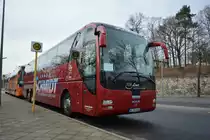 WF-RS 6000 (MAN Lion's Coach) steht am 17.01.2015 am S-Bahnhof Olympiastadion.
