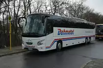 RZ-DT 300 (VDL Futura) steht am 17.01.2015 am S-Bahnhof Olympiastadion.
