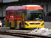 Postauto - Volvo 7900 Hybrid TI 72273 in Giubiasco am 27.02.2015