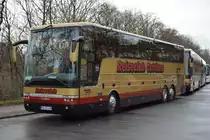 CB-RC 440 (VanHool T 916) steht am 17.01.2015 am S-Bahnhof Olympiastadion.
