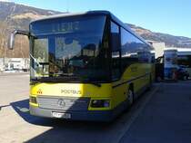 Ein Mercedes-Benz Integro der ÖBB-Postbus GmbH am 13.2.2015 an der Haltestelle Lienz Bahnhof.