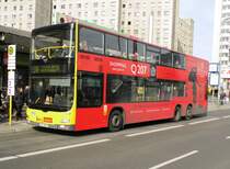 MAN Lions City DD Wg.3257 auf´m 200er am S+U Alex, 7.03.15