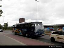 Sommer 2013 der Neoplan N 316 Ü der Firma Wetzel am Brandenburger Güterbahnhof.
