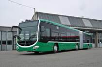 Fabrikneuer Mercedes Citaro 530 Euro VI, der die Betriebsnummer 7003 erhalten wird, steht auf dem Hof der Garage Rankstrasse. Die Aufnahme stammt vom 16.03.2015.