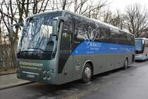 BRB-FB 112 steht am 17.01.2015 an der Jesse-Owens-Allee in Berlin. Aufgenommen wurde ein Temsa Safari HD.
