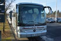 ANA-OR 9 (Mercedes Benz Tourino) steht am 18.01.2015 in Berlin, Olympischer Platz.
