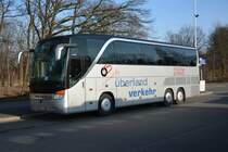 LDS-MP 510 (Setra S 415 HDH) steht am 18.01.2015 in Berlin, Olympischer Platz.
