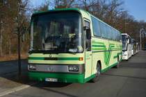 SPN-AY 62 steht am 18.01.2015 in Berlin, Olympischer Platz. Aufgenommen wurde ein Mercedes Benz O 303.
