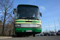 SPN-AY 62 steht am 18.01.2015 in Berlin, Olympischer Platz. Aufgenommen wurde ein Mercedes Benz O 303.

