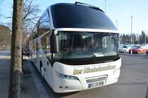 EE-KK 808 (Neoplan Cityliner) steht am 18.01.2015 in Berlin, Olympischer Platz.
