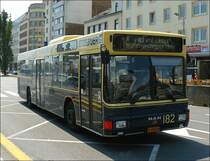 (B 0806) Dieser MAN Bus in alter Farbgebung verkehrt zur Zeit als normaler Linienbus anl�sslich der 100 Jahrfeier der st�dtischen Verkehrsbetriebe der Stadt Luxemburg. 08.06.08 (Hans)