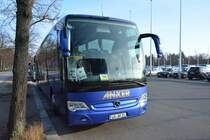 LG-AR 21 (Mercedes Benz Travego) steht am 18.01.2015 in Berlin, Olympischer Platz.