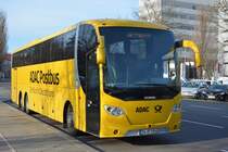 SU-AP 8804 (Scania OmniExpress) steht am 18.01.2015 an der Masurenallee in Berlin.