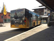 Postauto Regie Prättigau, Mercedes-Benz Citaro (GR 168859, 1999, ex. PU Vogt Nr. 1) am Do 19. März 2015 am Bahnhof Klosters GR, Platz. Dieser Bus stand ganz oben auf meiner  Prioritätenliste , denn ein Citaro mit diesem Baujahr ist bei Postauto inzwischen eine echte Seltenheit. Ich hatte denn auch Glück und er stand an dem Tag im Einsatz. Für mich gehört dieser Bus zu den schönsten Citaros, mit denen ich je gefahren bin. Schade verschwindet die Euro 2 Citaro Generation zunehmend mehr und mehr...