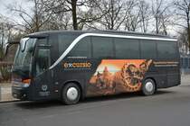 Am 24.01.2015 steht SPN-CU 443 (Setra S 411 HD) am Olympischer Platz in Berlin.
