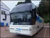 Neoplan Starliner von Gehle aus Deutschland im Stadthafen Sassnitz am 15.09.2013