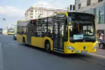 Mit einer der neuen Busse ist B-VB 8322 (Mercedes Benz Citaro 2) auch mit dabei beim SEV der S-Bahn Berlin. Aufgenommen am 13.03.2015, Berlin Friedrichstraße.
