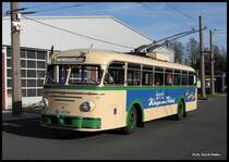 Oldtimer O-Bus Uerdingen Henschel steht am 12.04.2015 im besten Licht auf dem Betriebshof in Solingen. - Der Bus gehört zum Museumsbestand der Stadtwerke Solingen und konnte somit auf dem Betriebshof vor dem Museum abgelichtet werden.