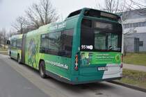 P-AV 951 (Volvo 7700) steht am 12.02.2015 an der Endhaltestelle Potsdam Wissenschaftspark Golm.
