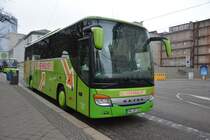 Dieser Setra S 415 GT-HD steht an der Goethestraße in Leipzig und wartet auf seinen nächsten Einsatz.
