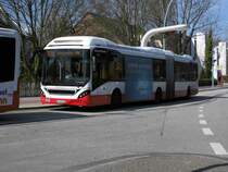 Volvo 7900 LH Hybrid HHA 7483 auf Linie 109 am U Alsterdorf, 9.4.15