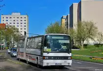 21 April 2015 - Brandenburg, Willi-Sänger-Straße ein Setra SG221 UL der Firma Buschmann & Winkelmann auf dem Weg nach Lehnin. 

ex Gaumann, Sulingen (DH-P 810); ex Lembke & Koschick, Eicklingen (CE-KC 223)