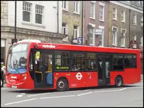 Dennis von Metroline in London am 23.09.2013