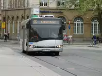 Solaris Urbino 12 am 25.04.15 in Karlsruhe Hbf 