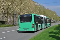 Mercedes Citaro 726 auf der Linie 36 fährt zur Haltestelle Surinam. Die Aufnahme stammt vom 18.04.2015.