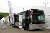 Mercedes Citaro C2 Ü Euro 6  Wöhrle ,  20 Jahre KVV  und Tag der offenen Tür bei den VBK, Karlsruhe 25.04.2015