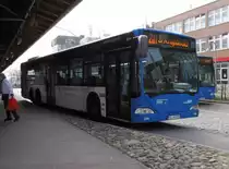 MB Citaro L VHH Wg.0244 auf Linie 281 am Eidelstedter Platz, 10.4.15