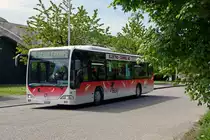 BGU: Der dreiachsige Mercedes Citaro Nr. 15 ehemals BM wurde neu durch den Zweichachser mit der Nummer 14 ersetzt. Per Ende Jahr wird die Strecke 50 für den Schülerverkehr neu ausgeschrieben. Die Aufnahme entstand am 8. Mai 2015 beim Endhalt CIS.
Foto: Walter Ruetsch 