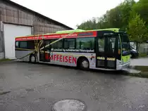 BLS Busland - VanHool Nr.51  BE  612515 am warten in Hasle-Rüegsau am 04.05.2015