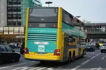 B-V 3352 fährt am 11.04.2015 auf der Linie 100. Aufgenommen wurde ein MAN Lion's City / Berlin Zoologischer Garten.
