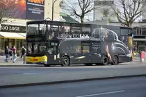 Am 11.04.2015 fährt B-V 3529 auf der Linie 100. Aufgenommen wurde ein MAN Lion's City DD / Berlin Zoologischer Garten.
