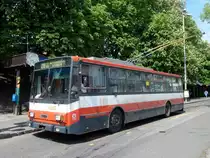 Slowakei / Stadtbus Bratislava: Škoda 14Tr, ein O-Bus mit der Wagennummer 6263, aufgenommen im Mai 2015 am Haupbahnhof von Bratislava.