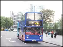 Volvo Wright von Golden Tours London in London am 24.09.2013