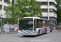 Holding Graz Citaro WN 108 mit Formel 1 Vollwerbung als Linie 63 bei der Haltestelle Uni Mensa, 16.05.2015