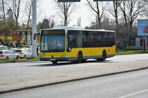 B-RG 8641 fährt am 12.04.2015 auf der Linie 163. Aufgenommen wurde ein Mercedes Benz Citaro  / Schönefeld Flughafen.
